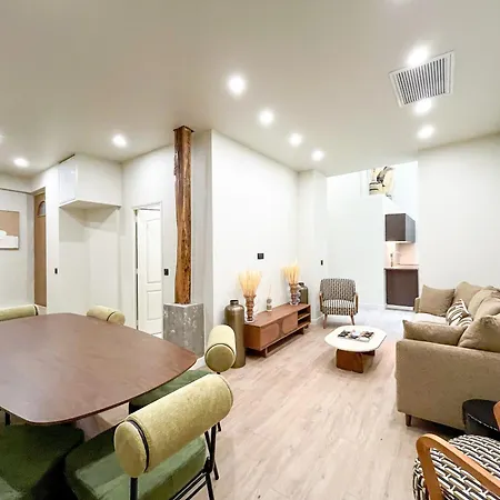 Urban Flat 199 - Parisian 5 Bedroom Flat Διαμέρισμα Παρίσι