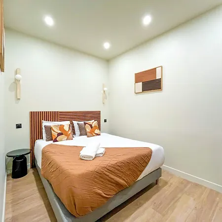 Διαμέρισμα Urban Flat 199 - Parisian 5 Bedroom Flat Παρίσι