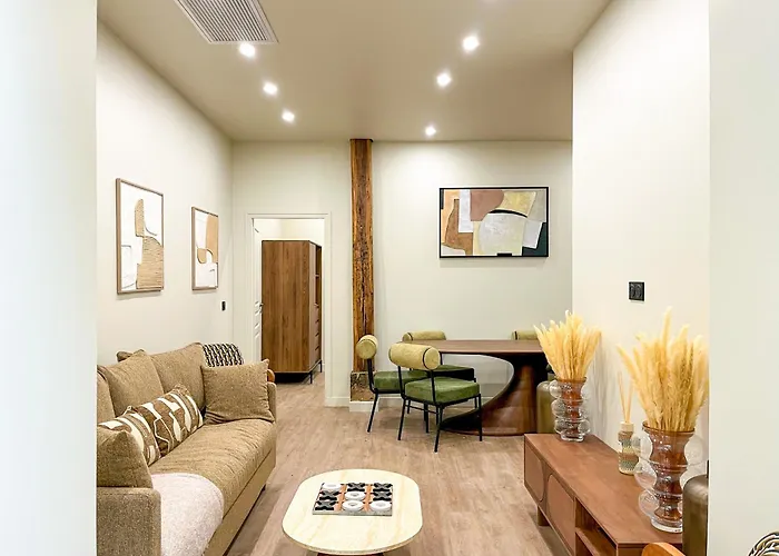 דירה Urban Flat 199 - Parisian 5 Bedroom Flat